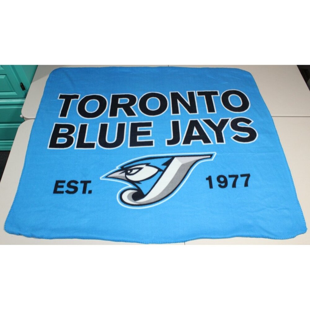 MLB Baseball Vintage 2000s Toronto Blue Jays Fleece Throw Blanket 54 x 48
